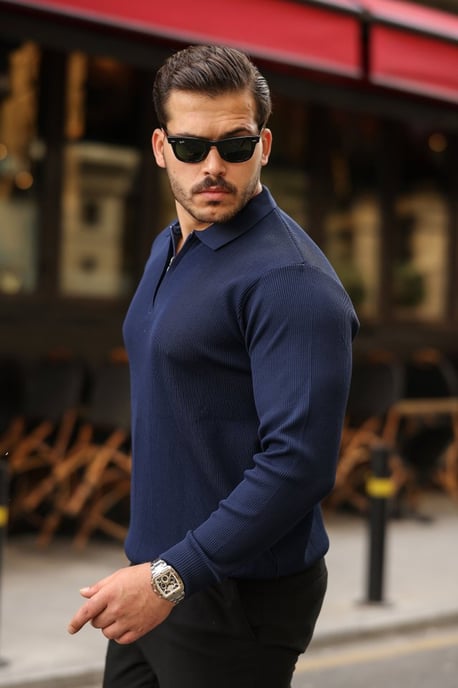 Slim Fit Strickpullover mit Reißverschluss und Polo-Kragen - Image 2