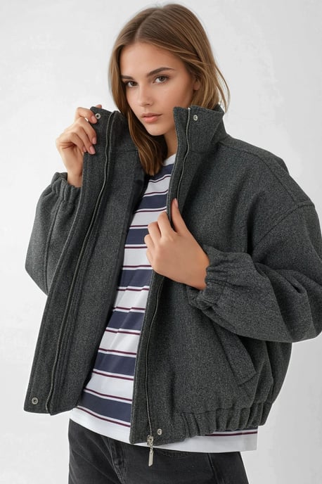 Übergroße Strukturierte Rollkragenjacke - Image 5