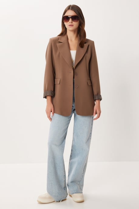 Gepolsterte Gabardinejacke mit Knopfverschluss - Image 3