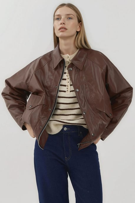 Übergroße Kunstlederjacke mit Taschen - Image 2