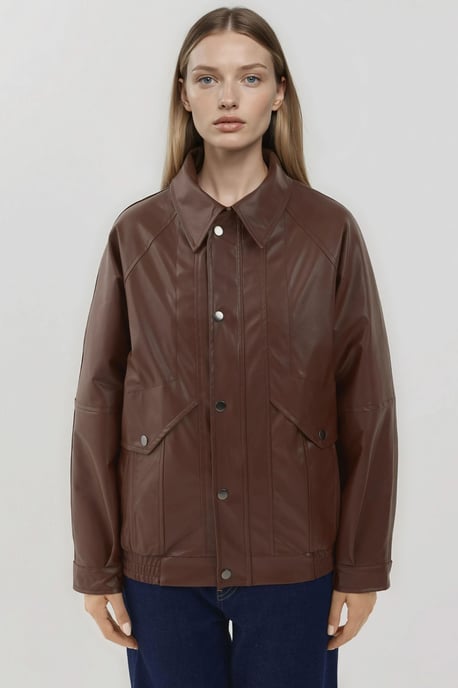 Übergroße Kunstlederjacke mit Taschen - Image 6