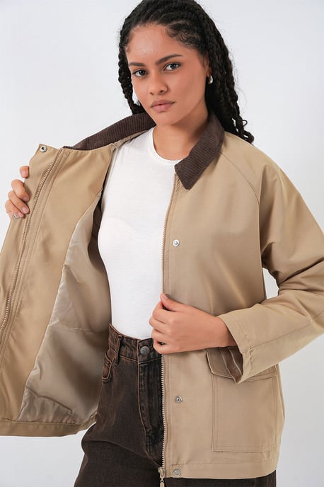 Gabardinejacke mit Knopfverschluss und Taschen - Image 5