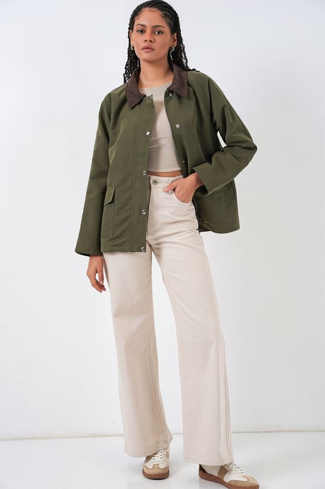 Gabardinejacke mit Knopfverschluss und Taschen - Image 2