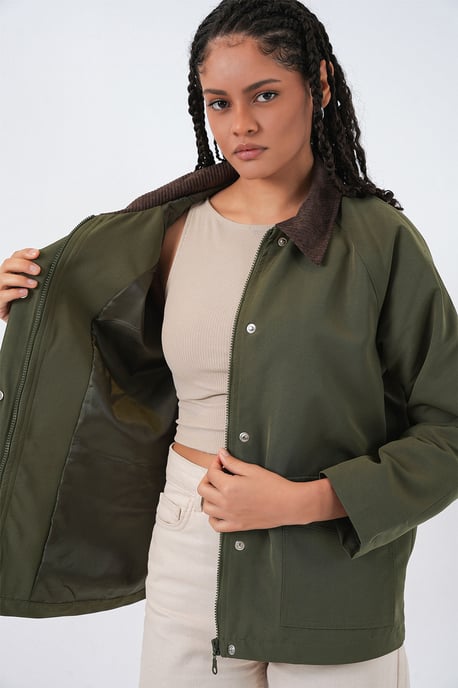 Gabardinejacke mit Knopfverschluss und Taschen - Image 6
