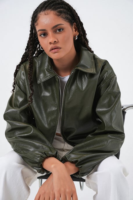 Übergroße Kunstleder-Zipperjacke - Image 3