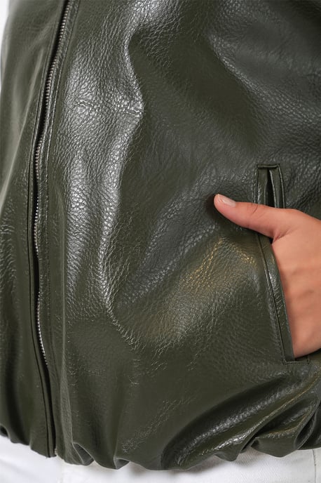 Übergroße Kunstleder-Zipperjacke - Image 6