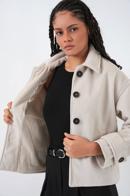 Weiche strukturierte Jacke mit Knöpfen und Taschen - Image 6