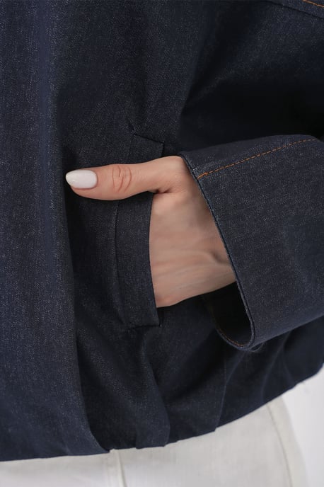 Oversized Cropped-Jacke mit Reißverschluss und Tasche - Image 6