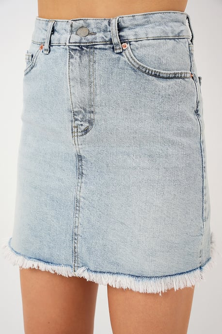 Slim Fit Mini-Denimrock mit Knöpfen - Image 3