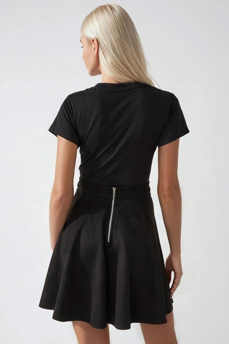 Eleganter Hoher Taillierter Wildleder Minirock - Image 3