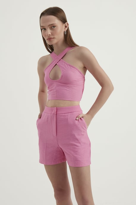 Hochgeschnittene Shorts - Image 2