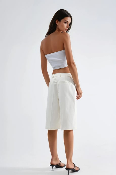 Gerade geschnittene Bermuda-Shorts (ohne Gürtel) - Image 4