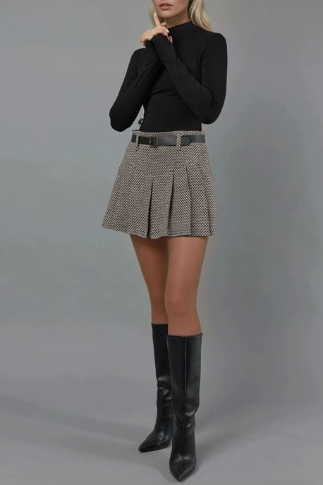 Hoch taillierte, gefältelte Mini-Shorts - Image 3