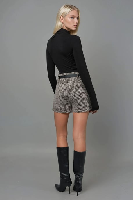 Hoch taillierte, gefältelte Mini-Shorts - Image 5