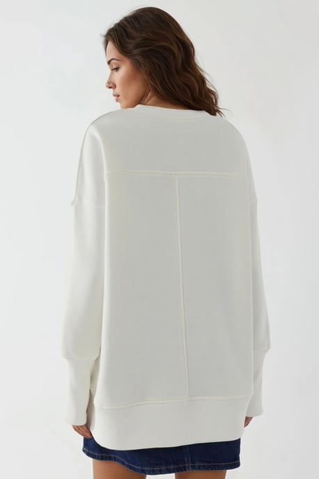 Oversized Sweatshirt mit Rundhalsausschnitt und vornem Schlitz in Weiß - Image 4