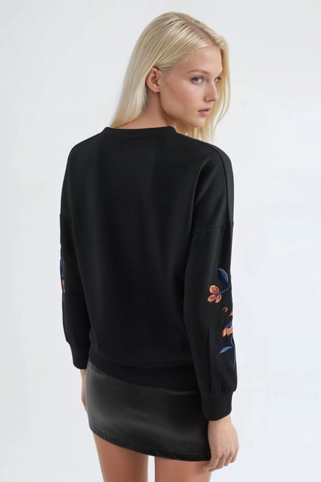 Modal Touch Rundhals Bestickter Pullover - Image 4