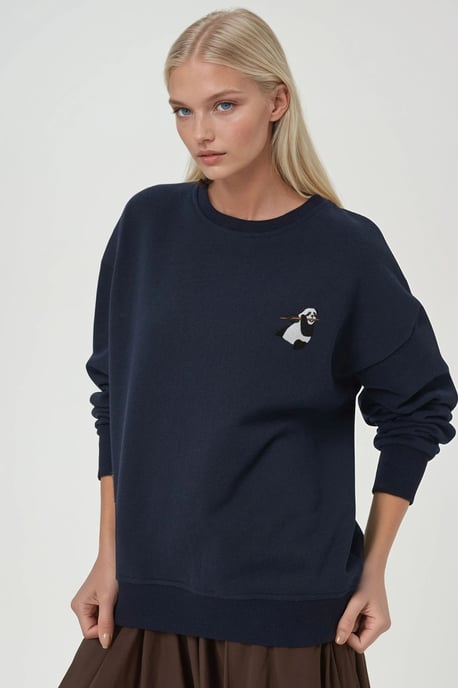 Bequemes Sweatshirt mit Tiermuster und gesticktem Rundhalsausschnitt - Image 5