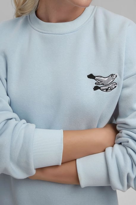 Komfort Sweatshirt mit gesticktem Tiermuster und erhöhtem Rundhalsausschnitt - Image 2
