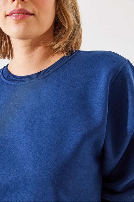 Übergroßes Gestricktes Sweatshirt mit Rundhalsausschnitt - Image 5