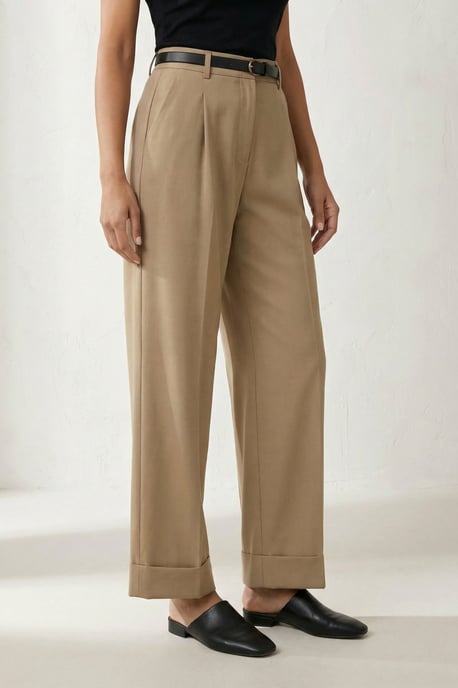 Gürteltaschen-Hosen mit umgeschlagenem Bein und Faltenlegung - Image 4