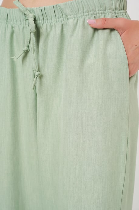 Weite, lockere Hose mit Kordelzug - Image 5