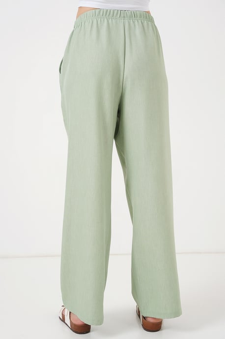 Weite, lockere Hose mit Kordelzug - Image 6