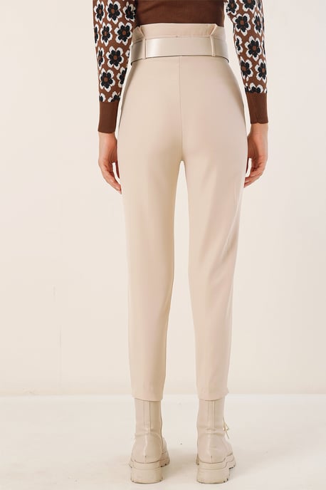 Knöchellange Gerade Hose mit Schleife - Image 5