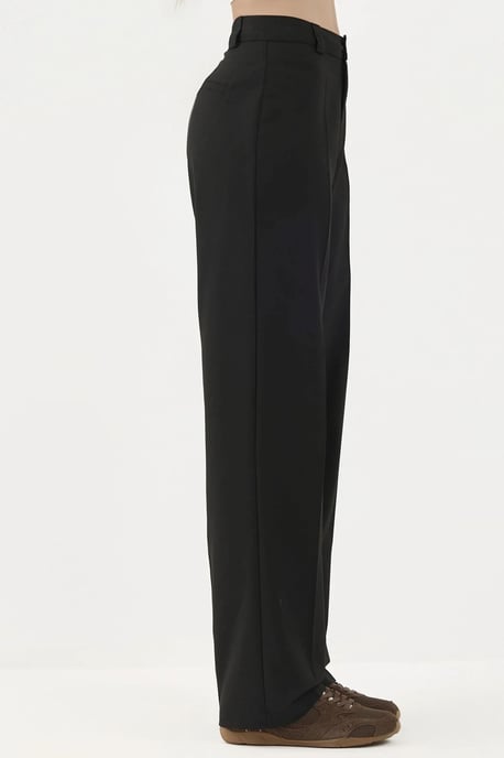 Gerade geschnittene Hose mit normaler Taille und Knopfverschluss - Image 4