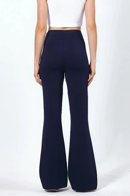 Hochtaillierte Modal Touch Flared Leggings - Image 4