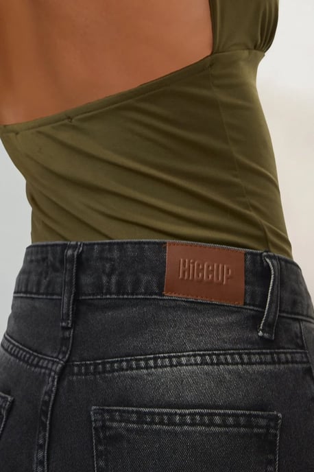 Gerade geschnittene Denim-Jeans - Image 6