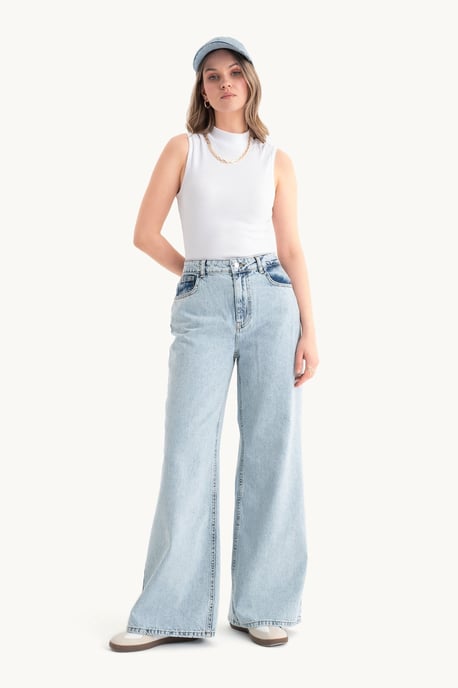 Hochtaillierte Superweite Jeans - Image 2