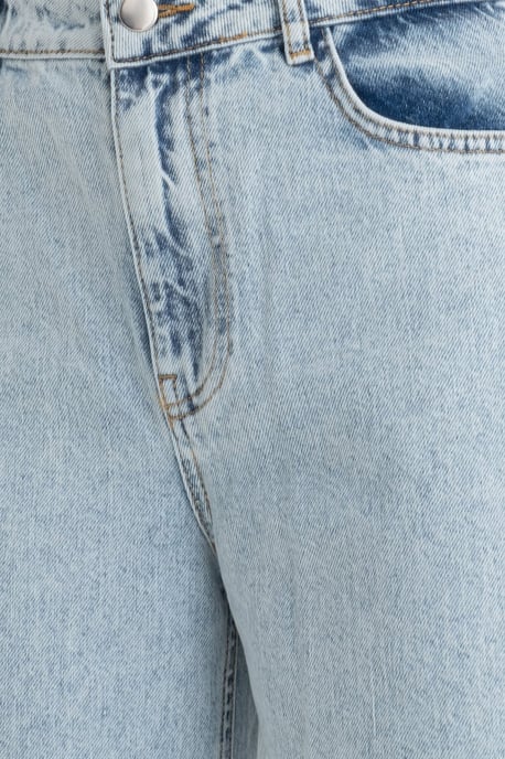 Hochtaillierte Superweite Jeans - Image 6