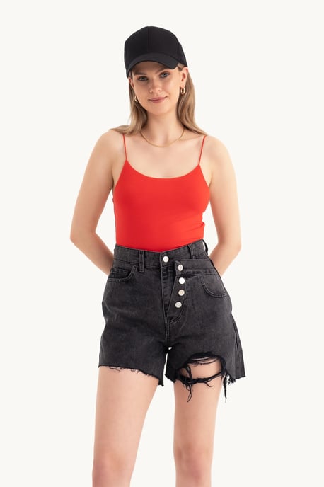 Spaghetti-Träger Basic Cropped Cami Top - Image 1
