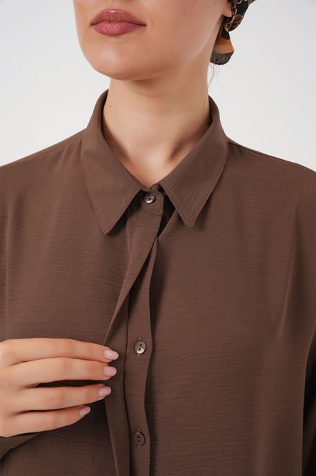 Oversized Langarm-Bluse mit Knopfleiste und Hemdkragen - Image 2