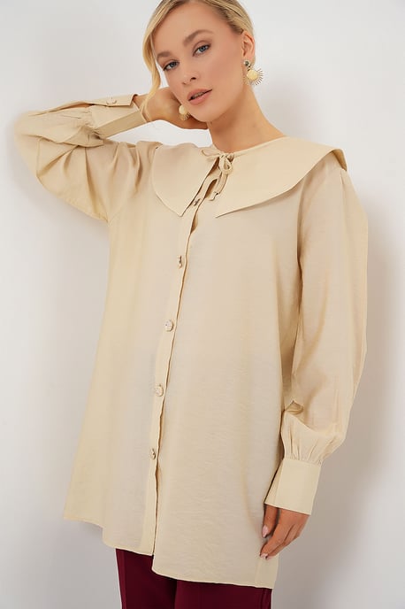 Lange lockere Bluse mit Baby-Kragen und Schleifendetail - Image 4