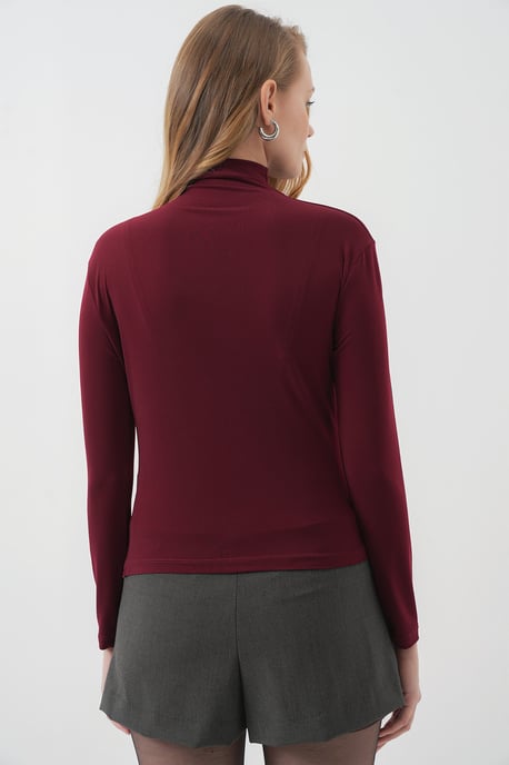 Taillierte Rollkragenbluse mit Drapierung - Image 6