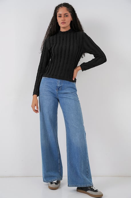 Strukturiertes Slim-Fit Halbhochkragenbluse - Image 2