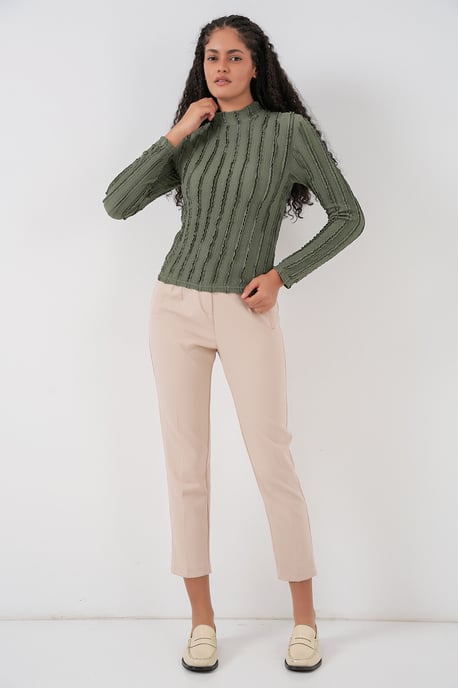 Texturierte Slim Fit Halb-Turtleneck Bluse - Image 2
