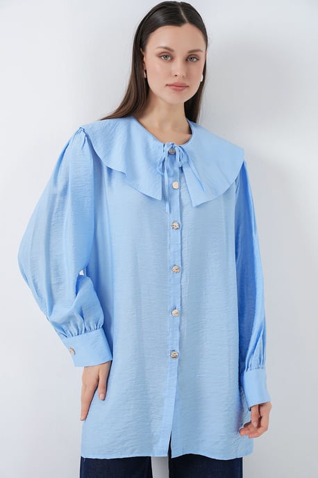 Lange lockere Bluse mit Baby-Kragen und Schleifendetail - Image 1