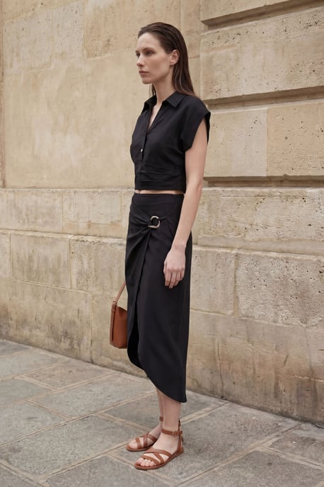 Leinenmix Cropped Bluse & Midi-Rock mit Accessoires im Zweiteiler-Set - Image 4