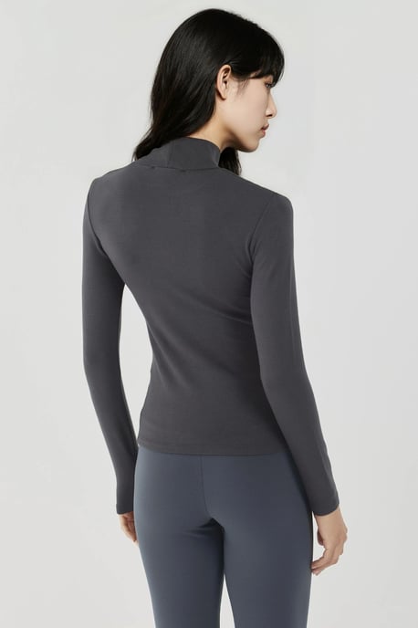 Ultraweiches Slim Fit Strick-Turtleneck-Oberteil - Image 6