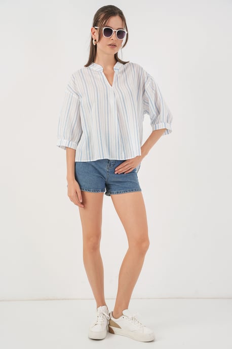 Gestreifte V-Ausschnitt-Bluse - Image 2