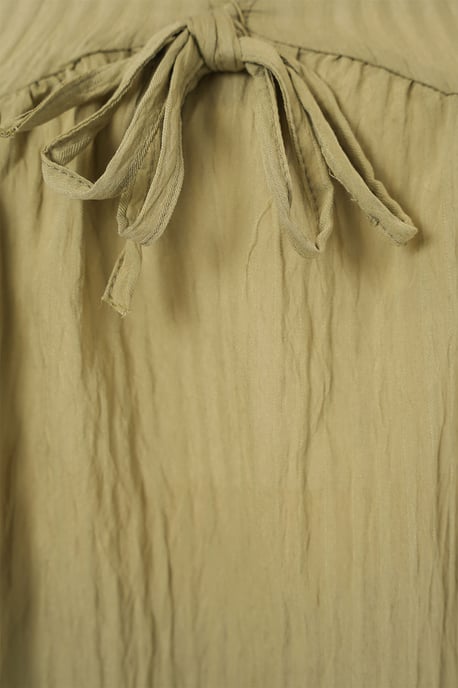 Strukturierte Seersucker V-Ausschnitt Bluse mit Schleife - Image 5