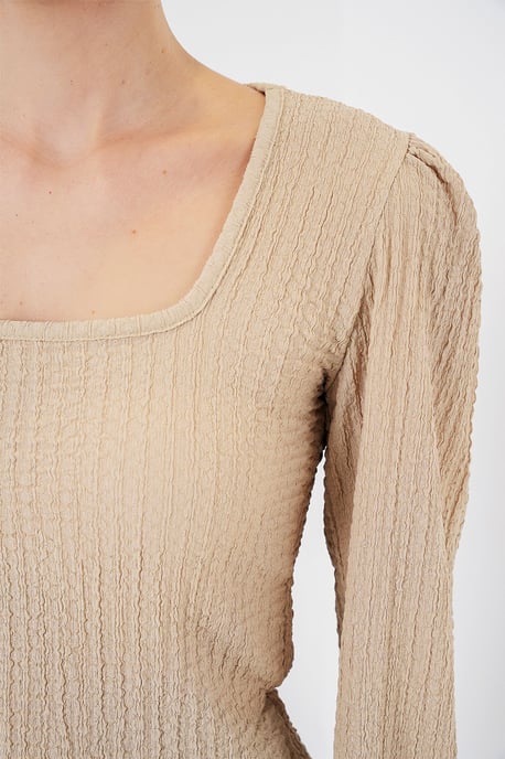 Strukturierte Bluse mit quadratischem Kragen und langen Ärmeln - Image 3