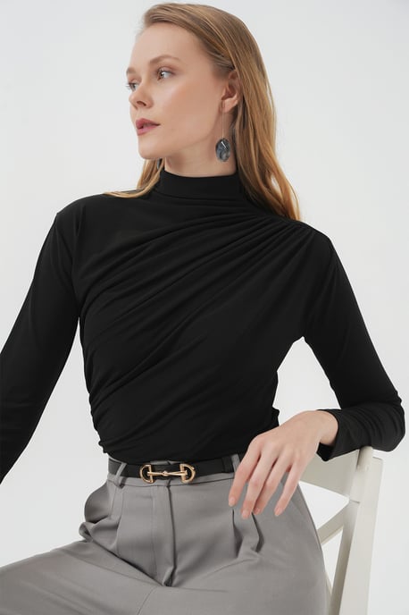 Taillierte Rollkragenbluse mit Drapé-Detail - Image 3
