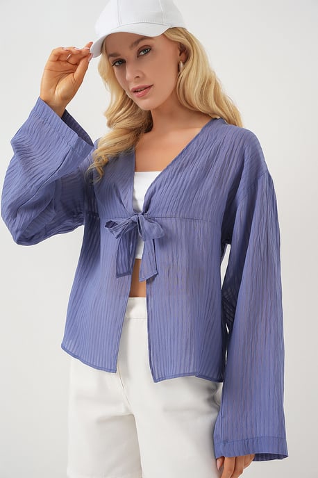 V-Ausschnitt-Bluse mit Schleife - Image 3