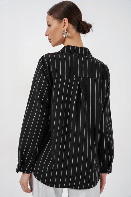 Übergroßes gestreiftes Button-Up Hemd - Image 5