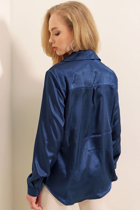 Satin Langarmhemd mit Knopfverschluss - Image 6