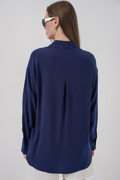 Klassisches Button-Up Hemd - Image 6