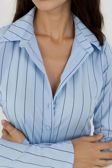 Tailliertes gestreiftes Button-Up-Hemd - Image 5